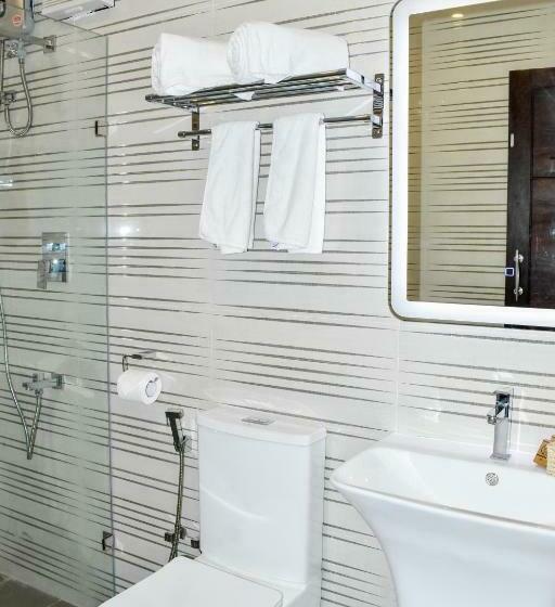 스탠다드 룸 킹사이즈 침대, J7 Villaj Resort