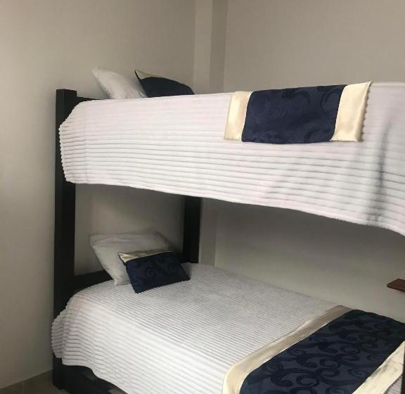 Standard Szoba, Palmi