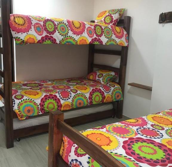 Háromágyas Standard Szoba, Palmi