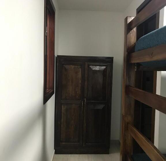 Háromágyas Standard Szoba, Palmi