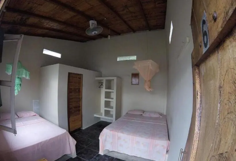 スタンダードルーム, Montañita Garden Hostal
