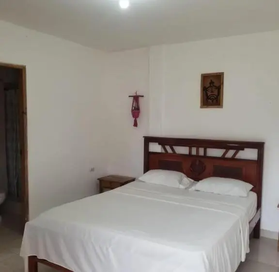 デラックスルーム, Montañita Garden Hostal