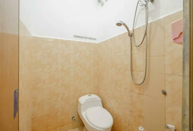 اتاق استاندارد, Reddoorz Syariah Near Watervang Lubuk Linggau 2
