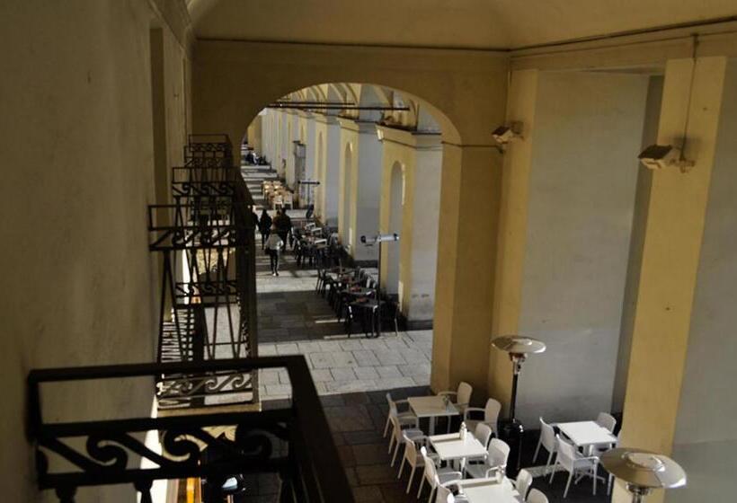 اتاق استاندارد یک نفره, To.sta Bwithoutb Home Sharing Nel Centro Di Torino