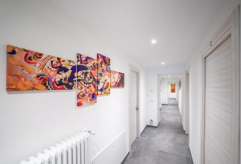اتاق استاندارد یک نفره, To.sta Bwithoutb Home Sharing Nel Centro Di Torino