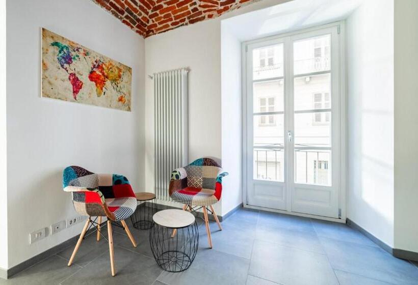 اتاق استاندارد سه نفره, To.sta Bwithoutb Home Sharing Nel Centro Di Torino