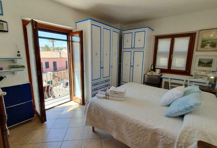 חדר דלוקס עם מרפסת, L Orso E Il Mare