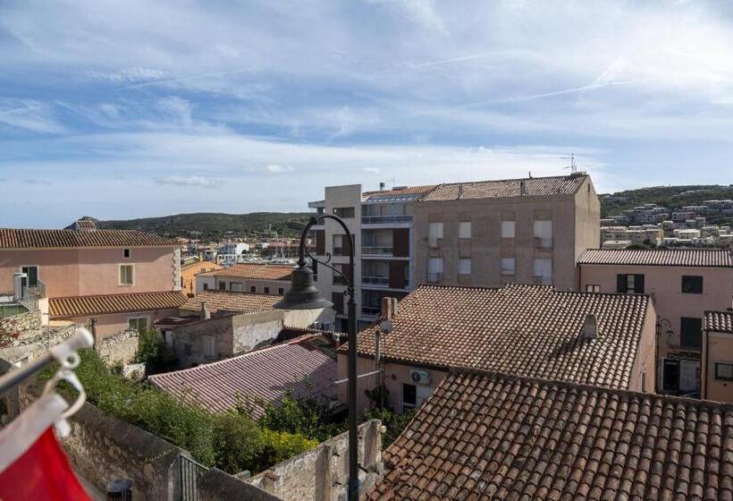 חדר דלוקס עם מרפסת, L Orso E Il Mare