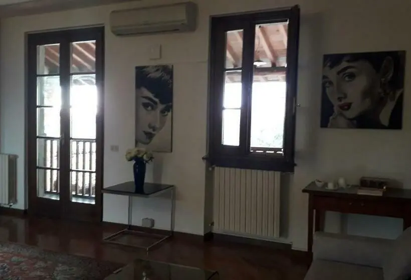 キングサイズベッドのスタンダードルーム, B&b Cascina In Franciacorta