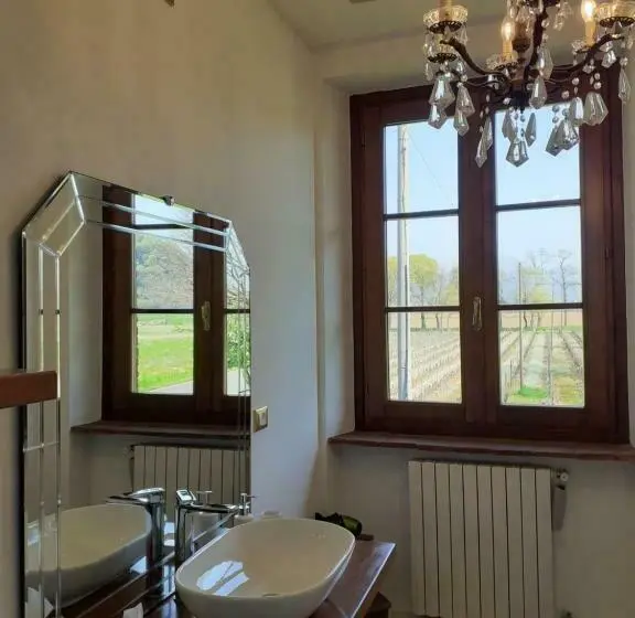 キングサイズベッドのスタンダードルーム, B&b Cascina In Franciacorta