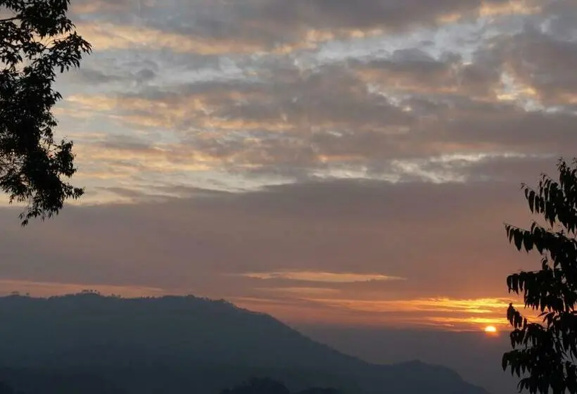 اتاق استاندارد سه نفره, Sun View Resort Kithalella