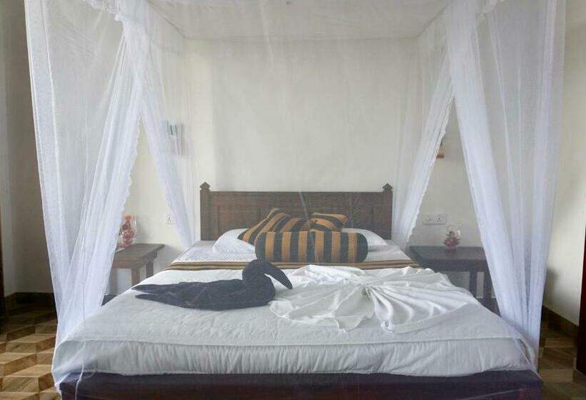 Cameră Triplă Standard, Sun View Resort Kithalella