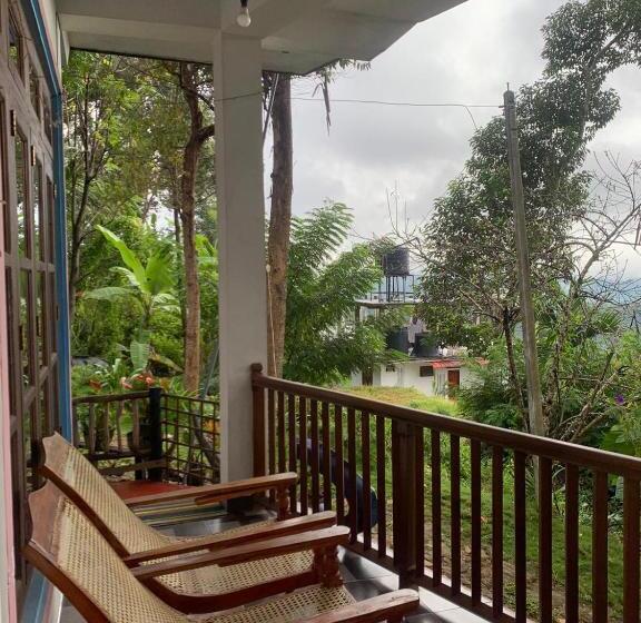 Quarto Triplo Estandar, Sun View Resort Kithalella