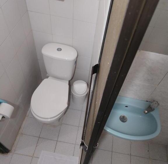 家庭间, La Casona 1859