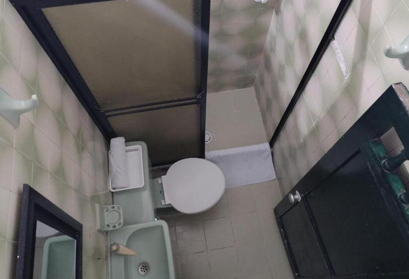 标准单人间, La Casona 1859