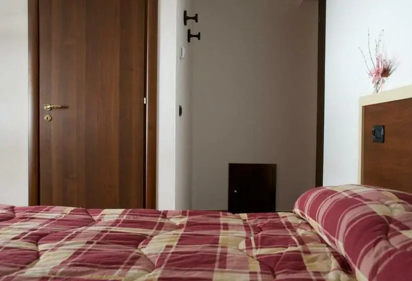 スタンダードルーム, Agriturismo Fiorella