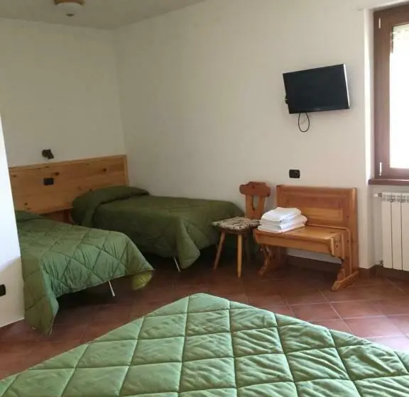 スタンダード4人部屋, Agriturismo Fiorella