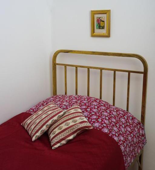 スタンダードシングルルーム, Pont Vendégház