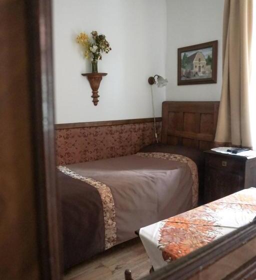 スタンダードシングルルーム, Pont Vendégház