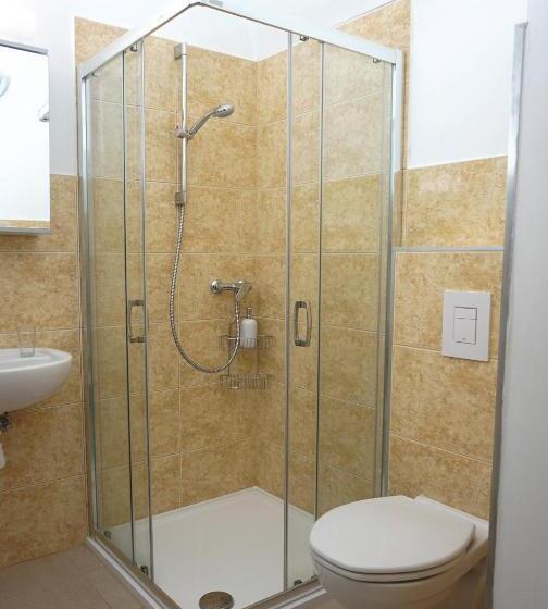 スタンダードシングルルーム, Pont Vendégház