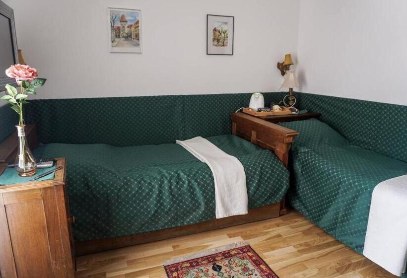 スタンダードルーム, Pont Vendégház