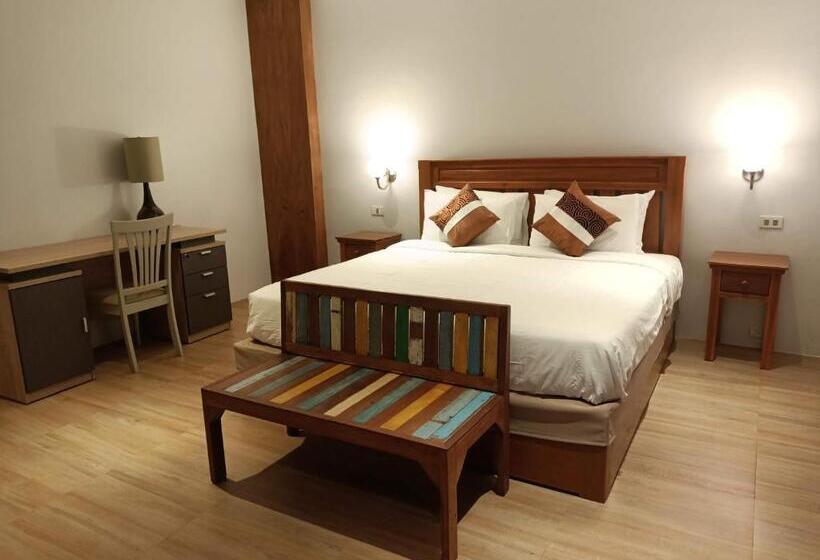 اتاق لوکس, Wandee Garden