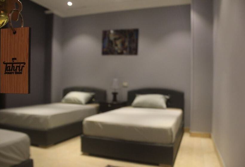 اتاق کلاسیک سه تخته, Tahrir Square Hostel