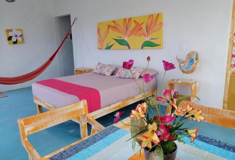 חדר סטנדרט עם מרפסת ונוף לים, Casa Vainilla Holbox Island