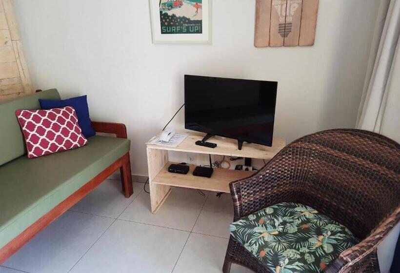 低层单卧公寓, Flat Solar água