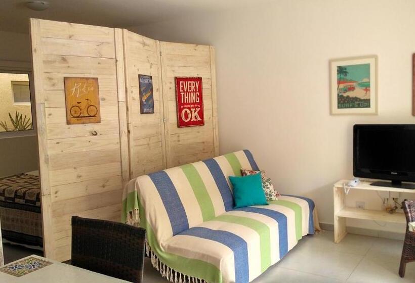 低层单卧公寓, Flat Solar água