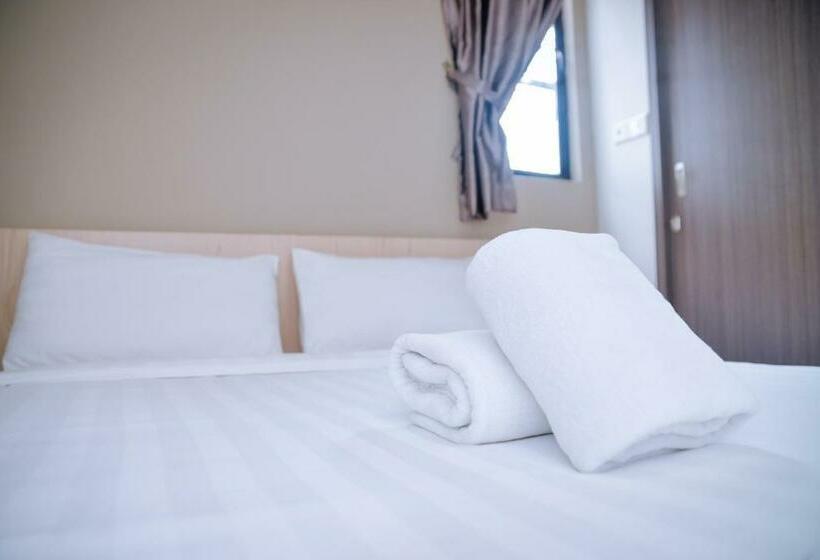 Семейный Номер, Eden Boutique