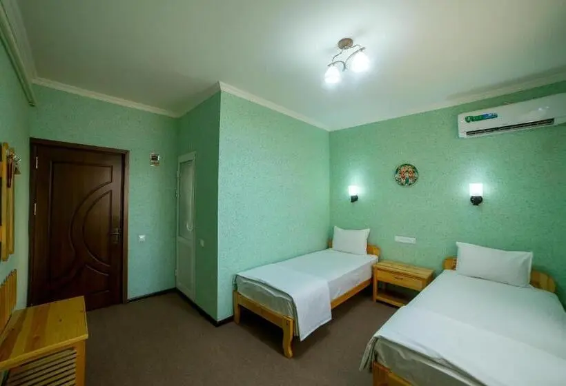 Quarto standard, Islam Khodja