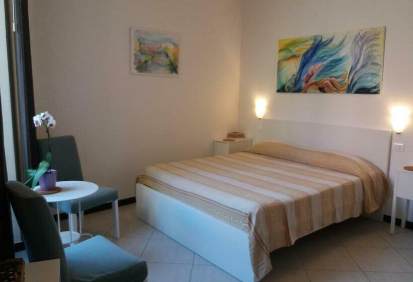 Номер Стандарт Вид на Горы, Marianna Quiet Rooms