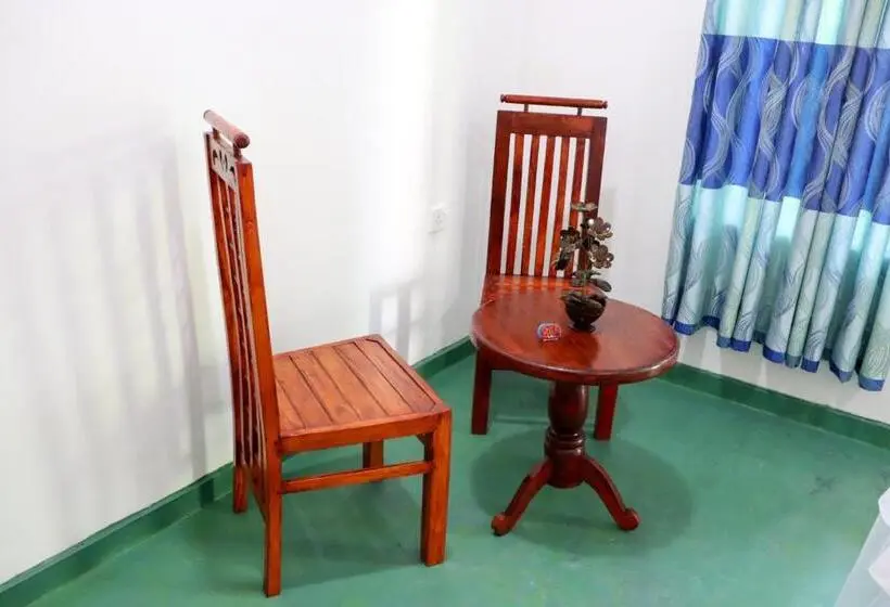 اتاق لوکس, Nature Home