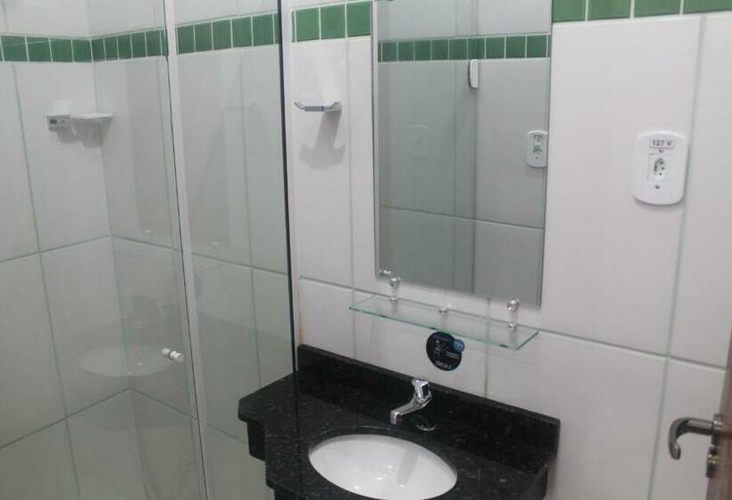 스탠다드 트리플 룸, Pousada Orquideas De Maria