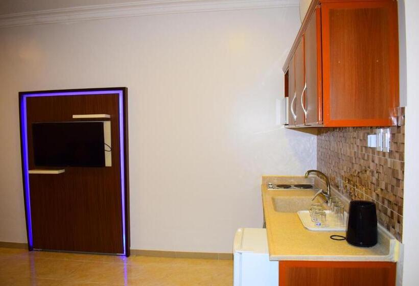 带大床的复式套间, Shally Residence 2