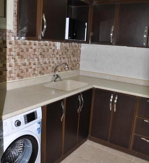 家庭套房, Shally Residence 2