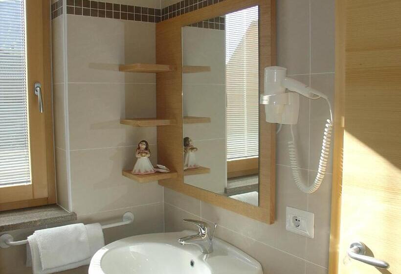 غرفة عائلية, Agriturismo Girasole