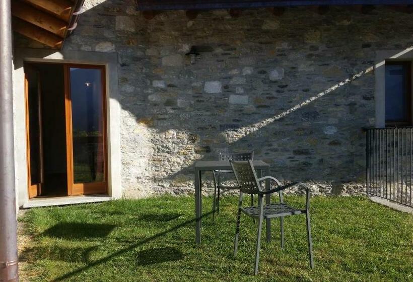 Standard Neljän Hengen Huone, Agriturismo Nona Rosa