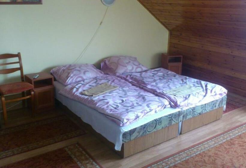 Номер Стандарт, Napsugár Panzió