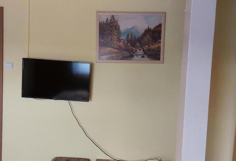 Номер Стандарт, Napsugár Panzió