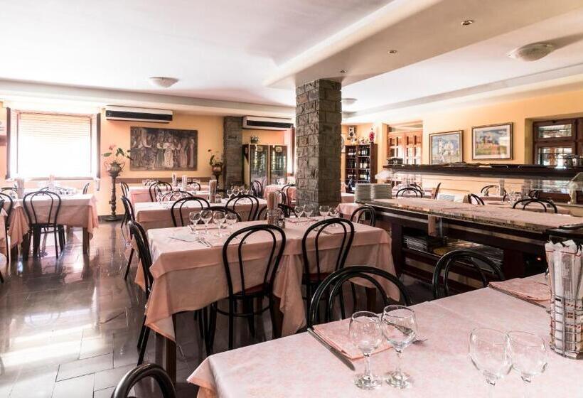 스탠다드 트리플 룸, Camere R 75