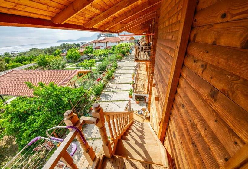 آپارتمان 1 خوابه با چشم‌انداز دریا, Guest House Luiza