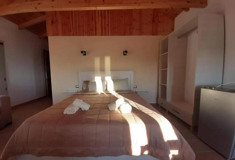 اتاق استاندارد با بالکن و چشم‌انداز دریا, Guest House Luiza