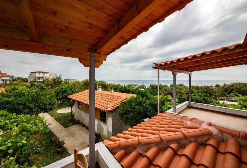 اتاق سوپریور با چشم‌انداز دریا و بالکن, Guest House Luiza