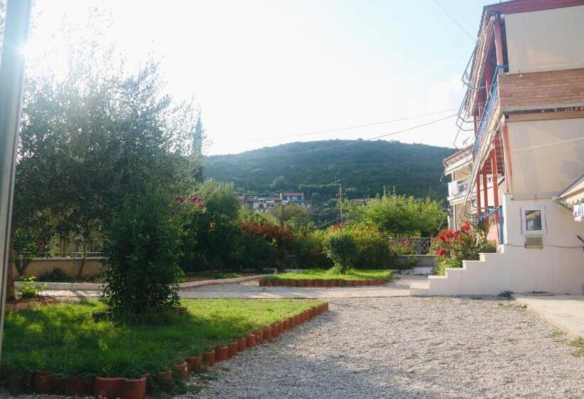 Семейный Номер Вид на Море, Guesthouse Rondo