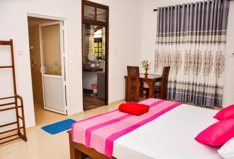 اتاق استاندارد, Hiru Resort Inn Unawatuna