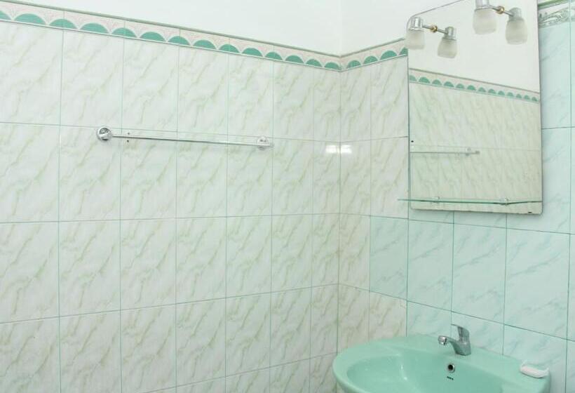 Quarto Familiar Deluxe, Mirissa Harbour View