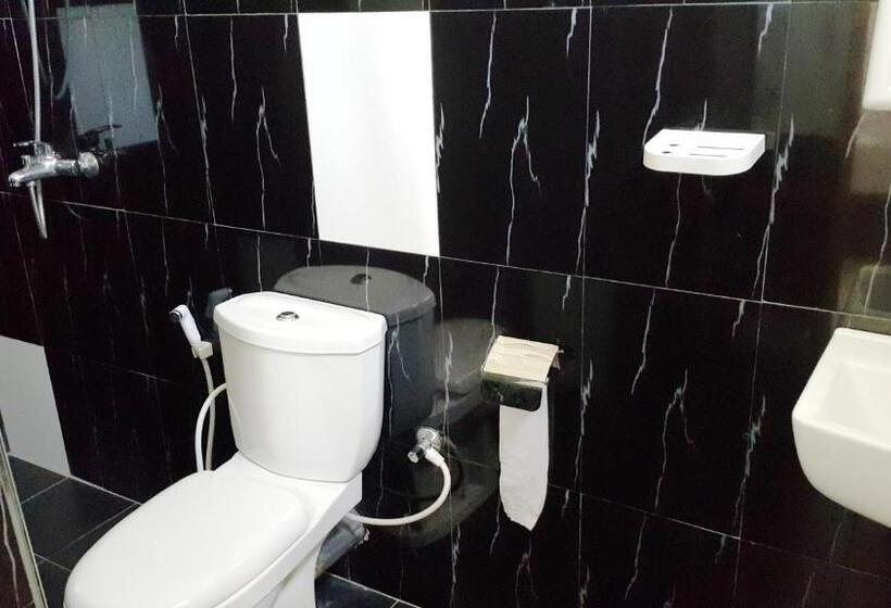 Quarto Economy, Mirissa Harbour View