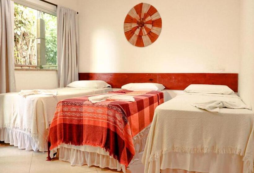 Habitació Triple Estàndard, Pousada Pénareia